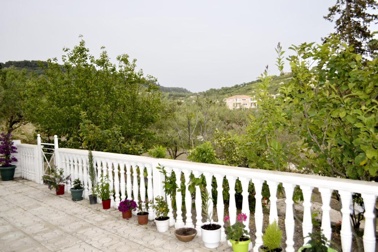 Ariadna 2 Apartment *